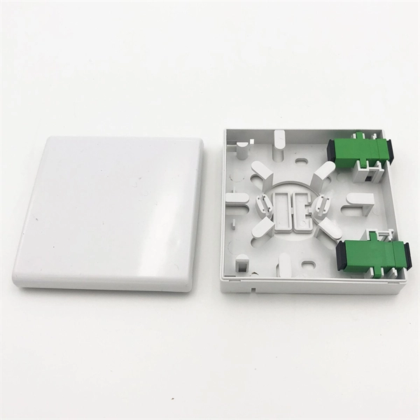Intelligent computing center uses Slovenian coarse wavelength division multiplexer for remote monitoring
