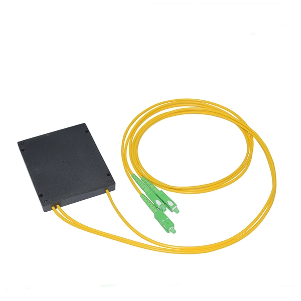 Fiber optic cable splicing on the distribution frame