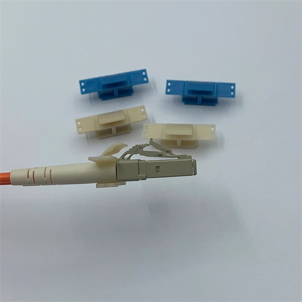How to wire the female connector of an explosion-proof distribution box